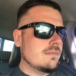 Meet your Posher, Sean